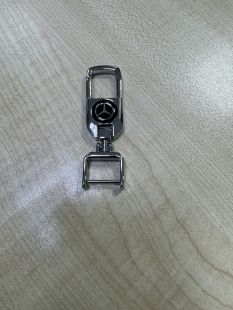 Брелок на ключ mercedes